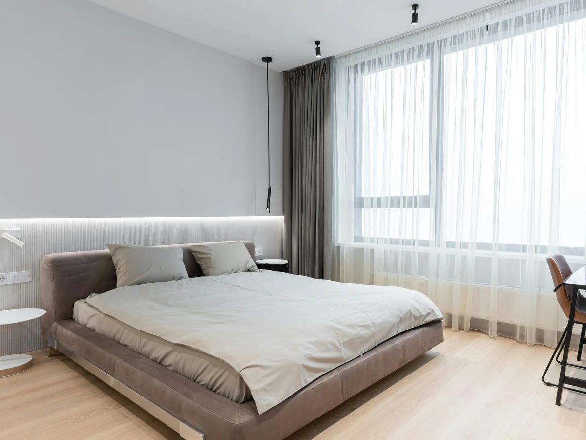 Minimalist grey bedroom painting in Sunnyhill by Derby Painters