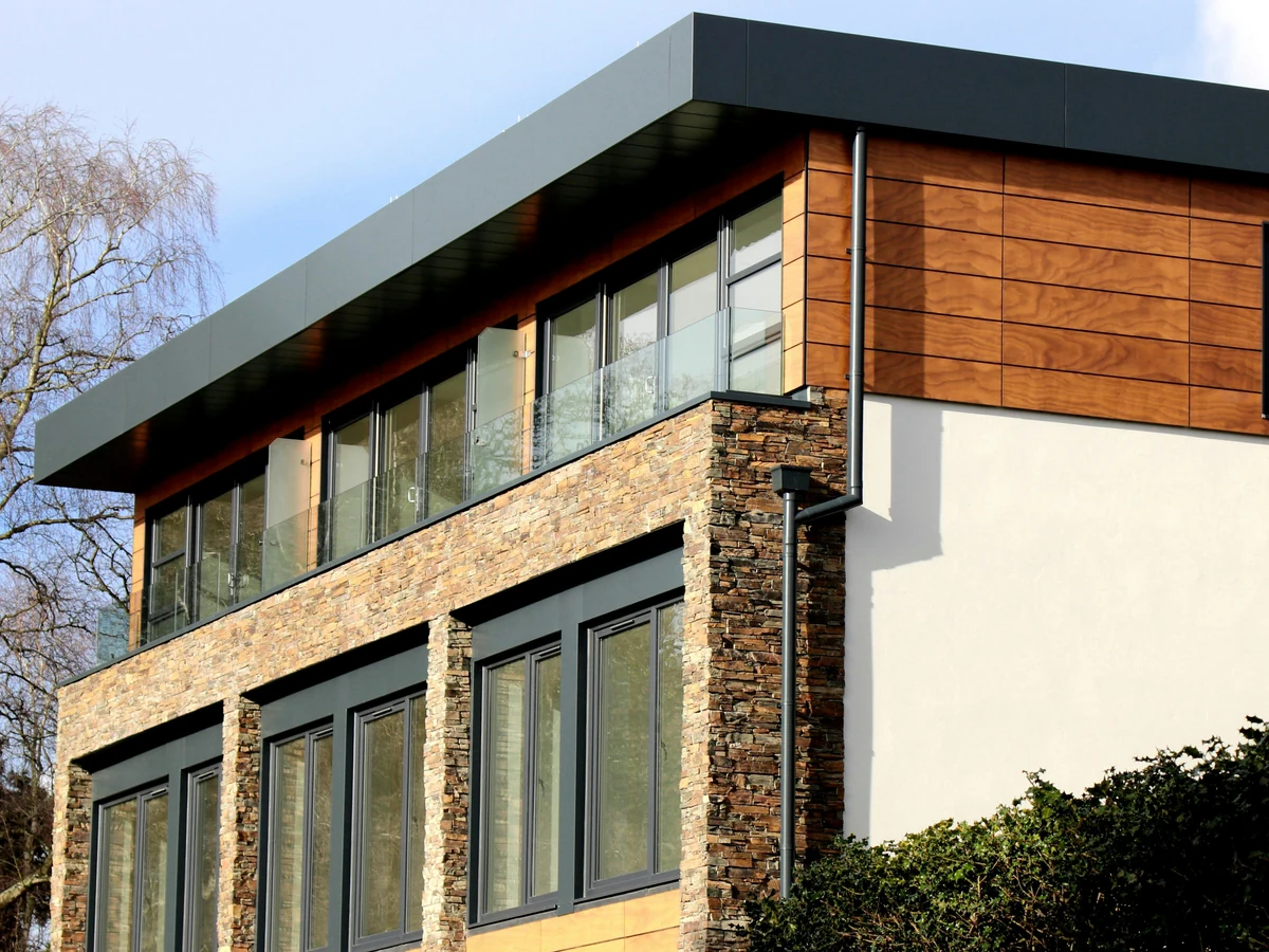 exterior-painting-modern-rendered-building-derby-painters Modern rendered building in Derby with freshly painted exterior finish