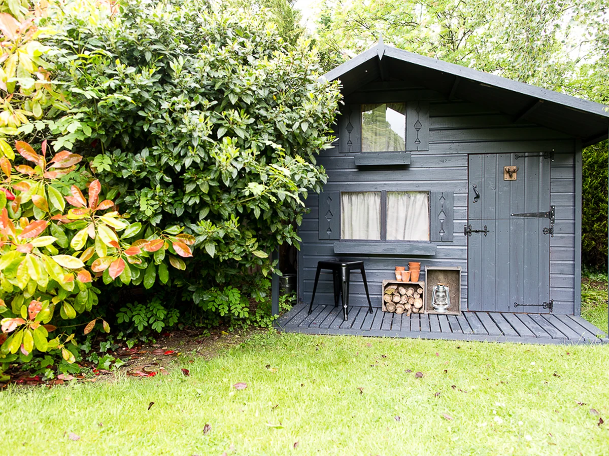 White staircase painting in hallway by Derby Painters